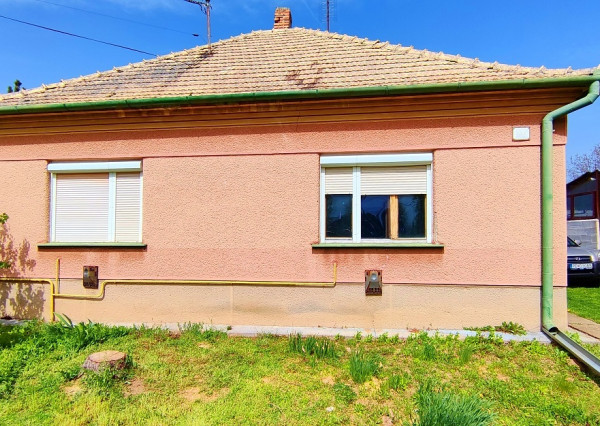 PREDAJ - STARŠÍ RODINNÝ DOM V OBCI RÚBAŇ